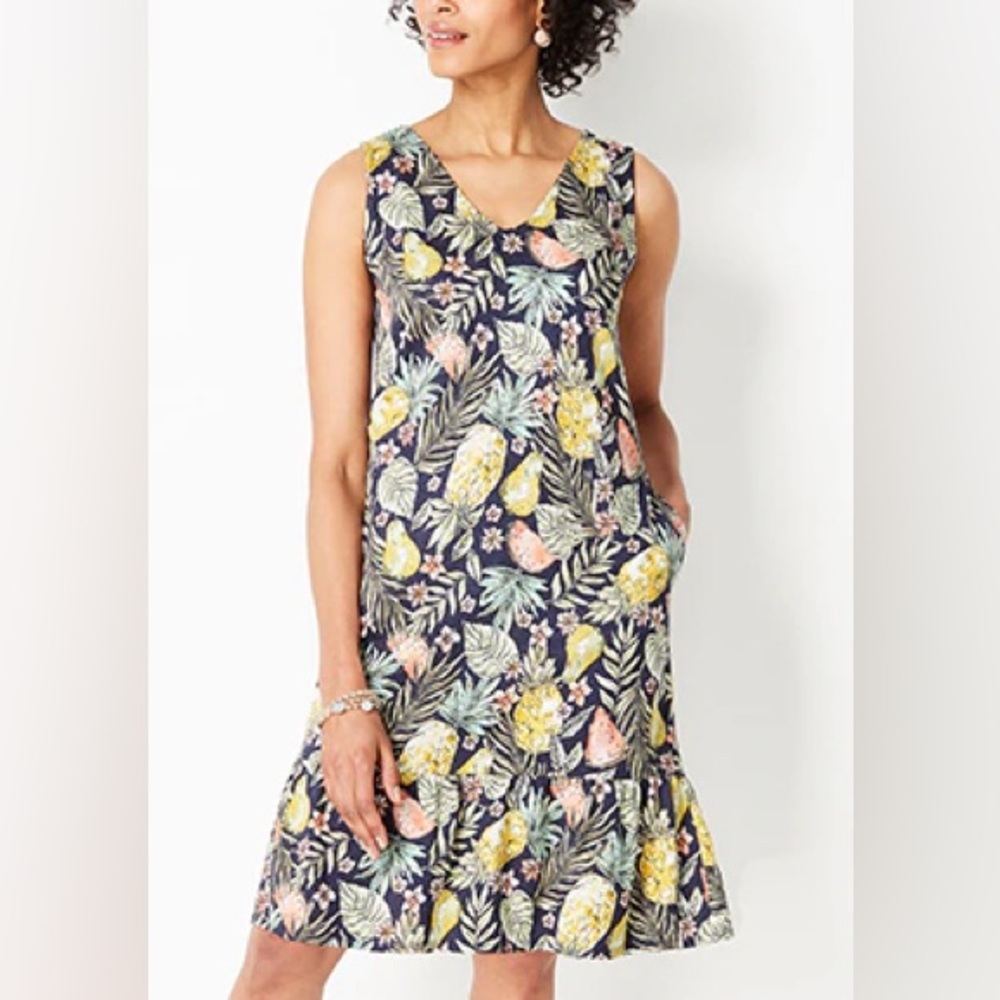 J. Jill Flounced Double V Neck Knit Shift Dress Carbon Tropical Print-Med. Pet.